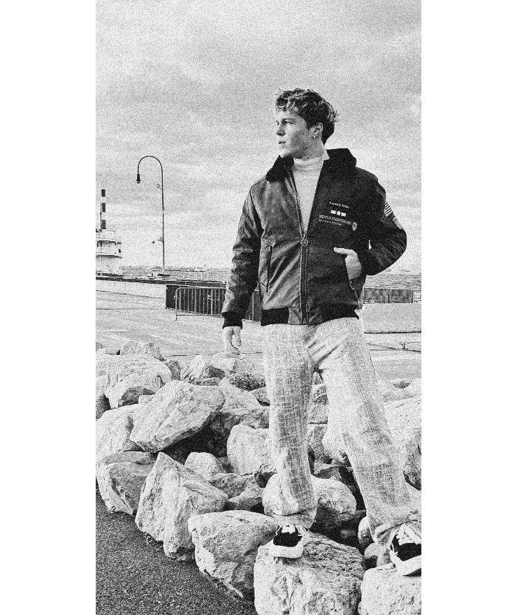 Awakndland outerwear worn in motion